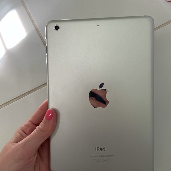 ipad mini - Picture 2 of 2